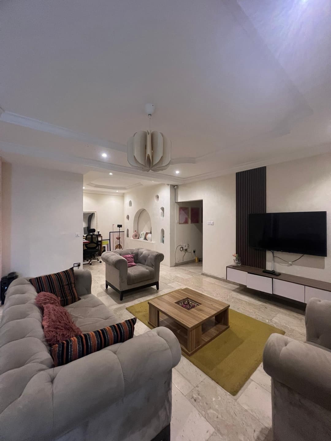 Room in flat for rent in Lekki, Lagos — 3 bedrooms