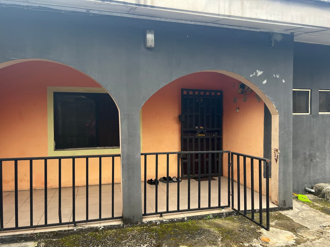 Flat for rent in Oyigbo, Rivers — 3 bedrooms