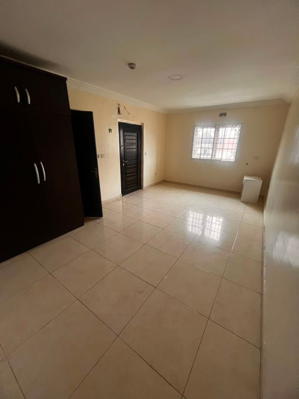 Room in flat for rent in Lekki ikate, Lagos — 3 bedrooms
