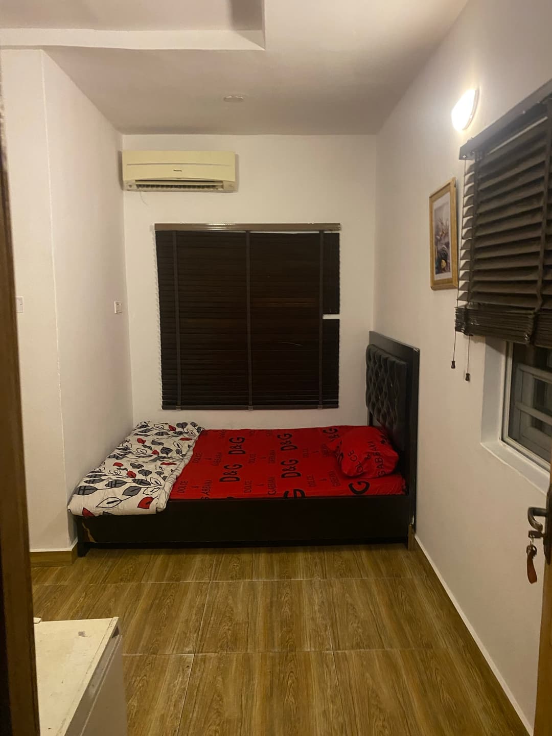 Self Contain for rent in Osapa axis, Lagos — 1 bedroom