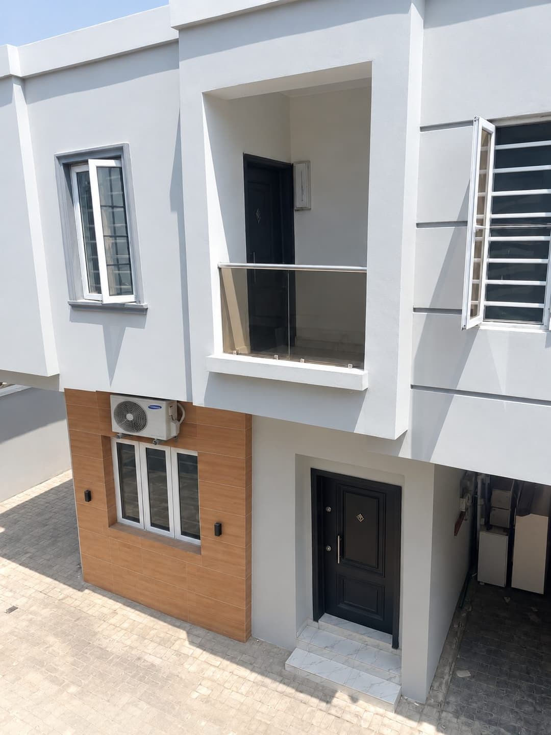 Room in flat for rent in Mobile Road, Lekki Scheme II Ajah., Lagos — 1 bedroom