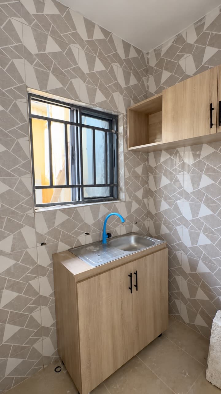 Self Contain for rent in Bmuko, Dutse, FCT Abuja — 1 bedroom